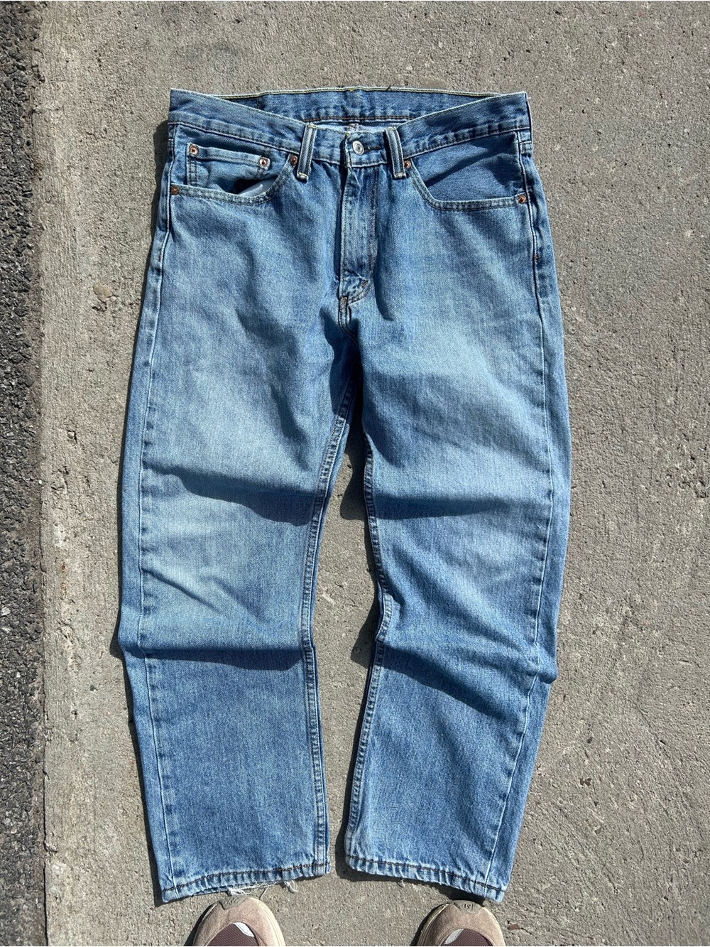 Levi’s 505 Men's Straight Cut Light Wash Blue Denim Jeans